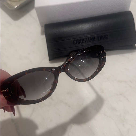 Dior B8U butterfly oval dark Havana Sunglasses - Picture 10 of 12